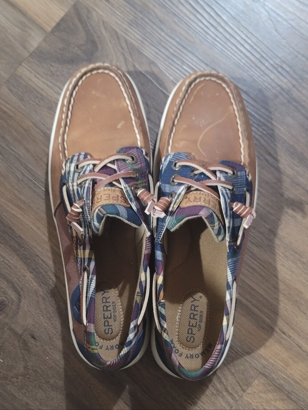 Sperry Womens Brown Leather Boat Shoes with Multicolor Plaid Trim
